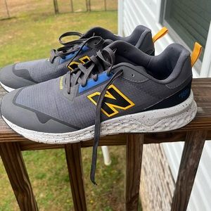 Men’s New Balance Tennis Shoes
